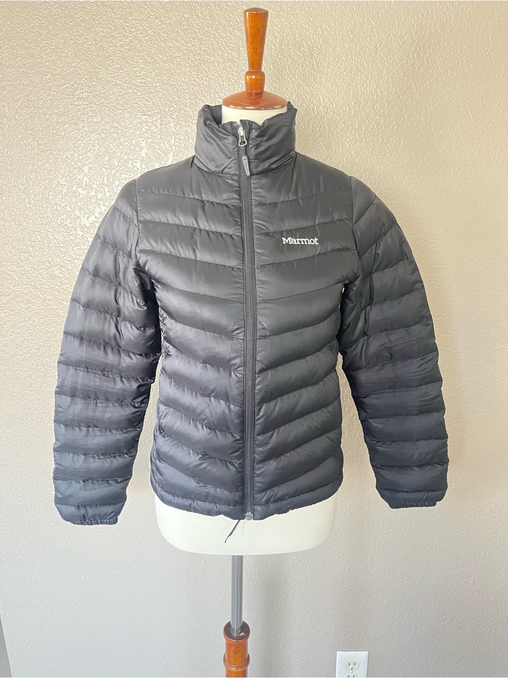 Marmot down coat XS